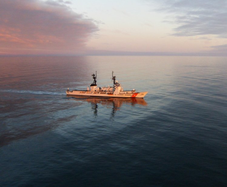 Photo of a CG Cutter at sea
