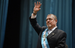 Corrupción y economía, los desafíos de Arévalo tras asumir la presidencia de Guatemala